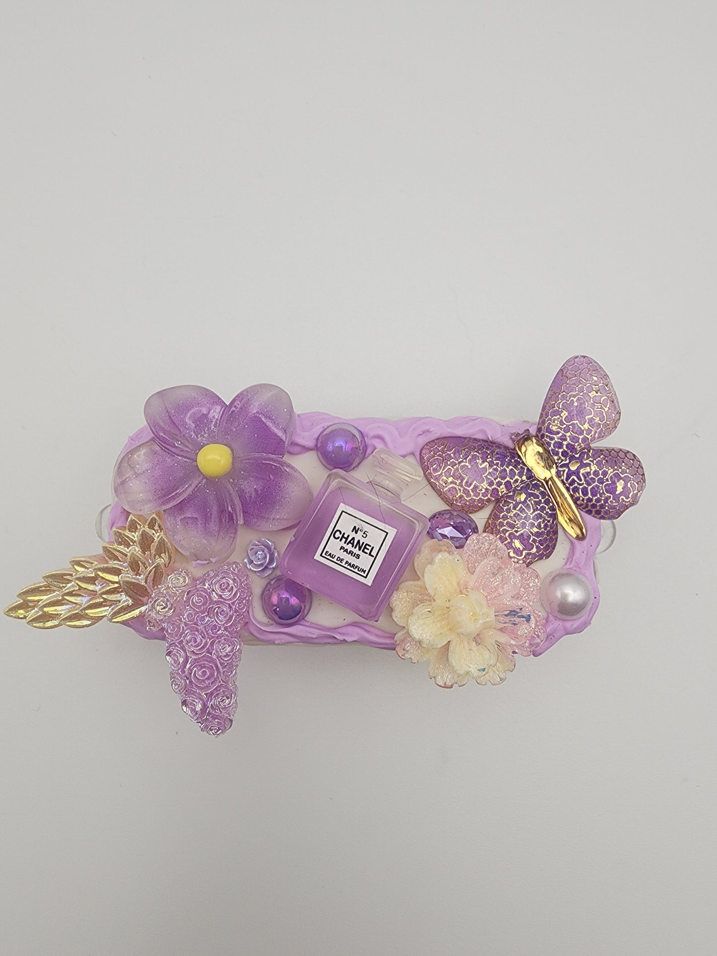 Cell phone clip